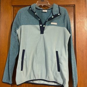 Women’s Columbia pull over